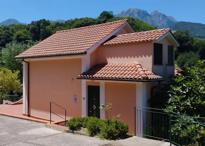 Villa Vicinus - 120 Mq - Parking - Garden